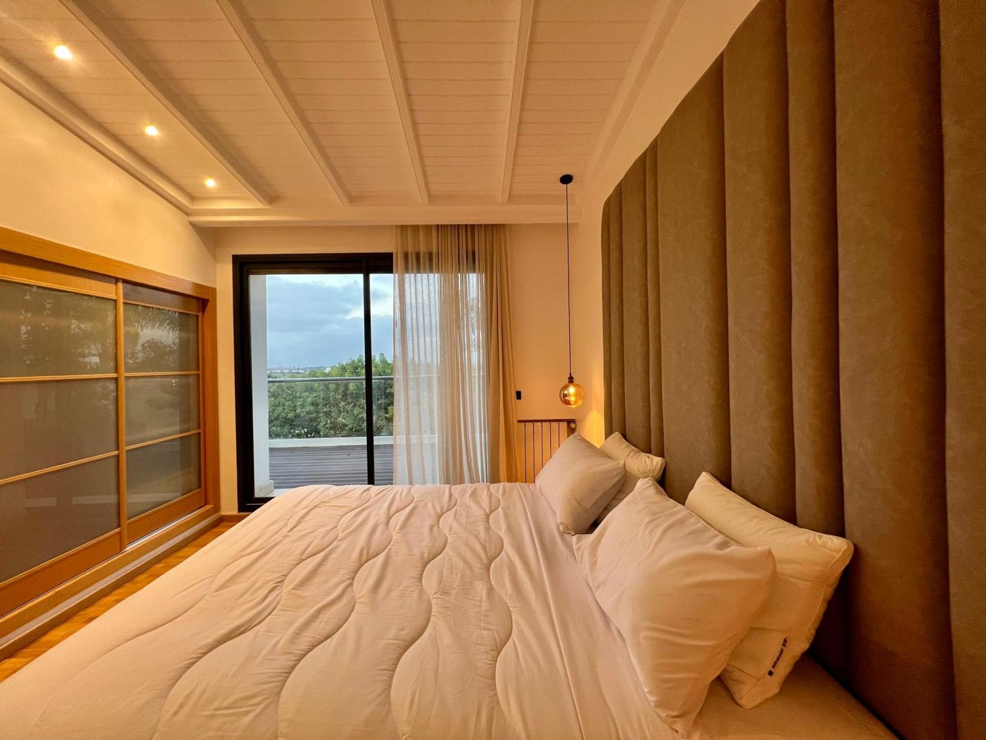 Golf View With Jacuzzi- By Appartali Villa *